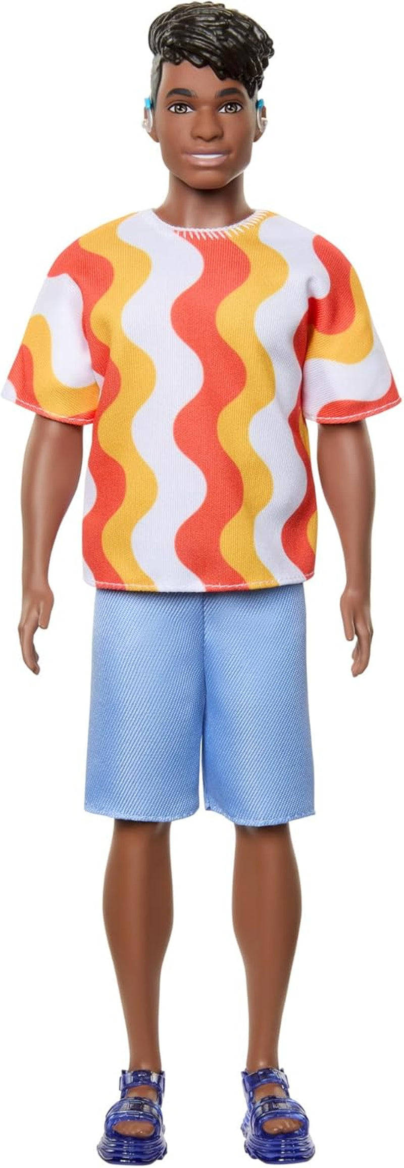 Barbie Fashionista's Ken Pop nr. 220 Wijde lichaamsvorm met bandjes in een afneembaar overhemd met oranje patroon, korte broek en platformsandalen, HRH23 Naty Shop Dolls Standaardtitel