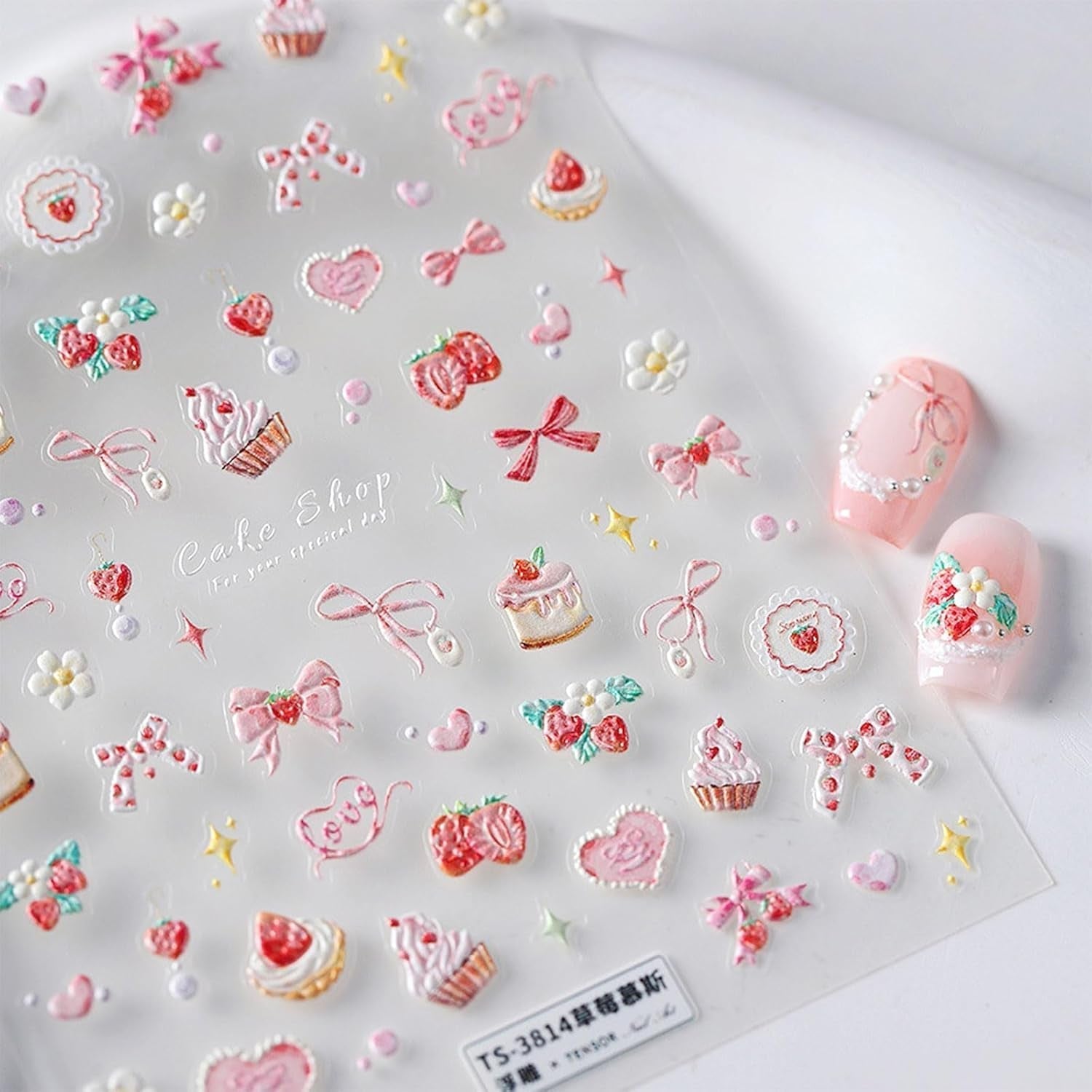 JMEOWIO 3D Nagelsticker Rosa Nail Art Sticker Selbstklebend Nagelaufkleber 5D Stereoskopisch Kuchen Erdbeerschleife Decoratie Nageldesign Zubehör 1 Blatt