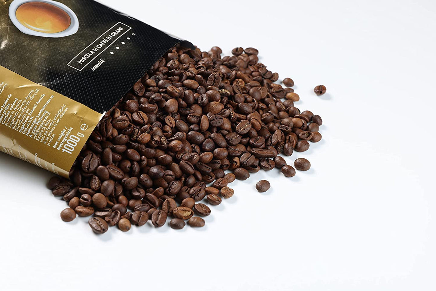 Segafredo Zanetti Selezione Espresso - Hele boon (1kg pak) - Geschikt voor alle Italiaanse koffiespecialiteiten - Medium tot donker gebrand, sterke en intense smaak