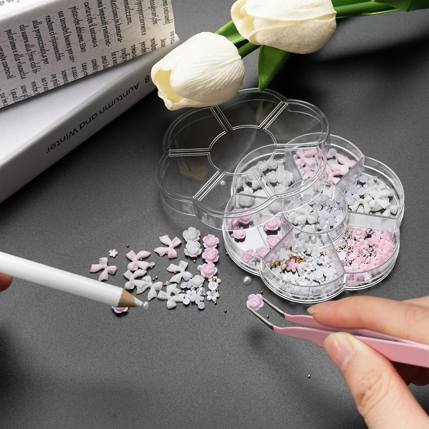 3D Nagelbedels, Nail Art Charms Schleifen, Blumen en Perlen, Nagel Charms Aus Harz, Nageldekorations Sets, DIY Charms Nägel, Nagelanhänger
