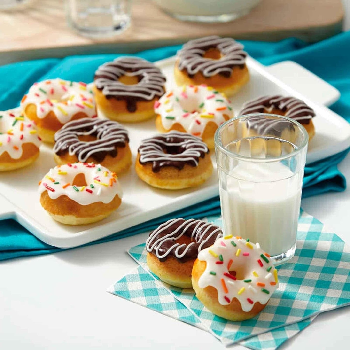 Wilton Donut-Backform Mit 12 Mulden Donutform, Hogere Donut Backform Mit Antihaftbeschichtung voor 12 Mini-Donuts, Spülmaschinenfest Vormen en bakplaten Naty Shop