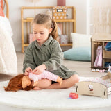 Corolle 9000200070 - MaCorolle, Plum, Franse pop met talisman en vanillegeur