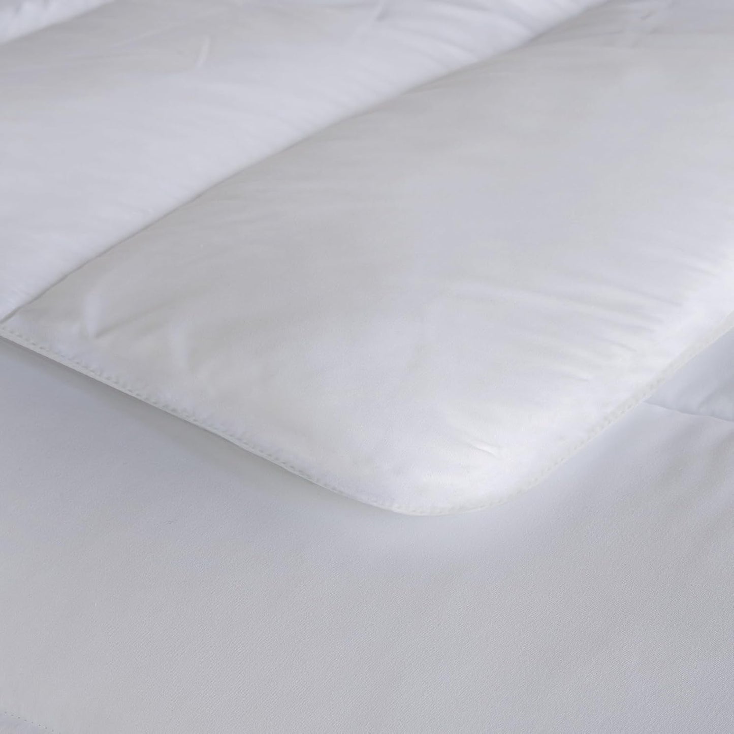 BOHEMIE | Dekbed/bedvulling 120 cm, dekbed 300 G/M², hypoallergene vulling gemaakt van ademende anti-mijtvezels, extra zachte en antibacteriële vulling, maat 200 X 200 cm Dekbedden en dekbedden Naty Shop