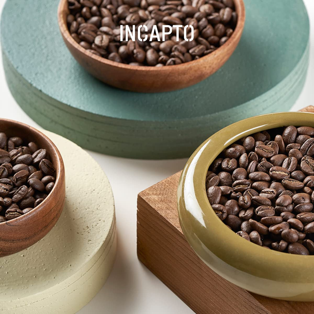 Incapto Ganze Entkofeinierte Kaffeebohnen | Ohne Chemikalen | Mischung aus 100% Arabica-Kaffee aus Brasilien | Ungemahlen Espresso Bohnen | Zwitserse waterdecafékoffie, pak 500 g