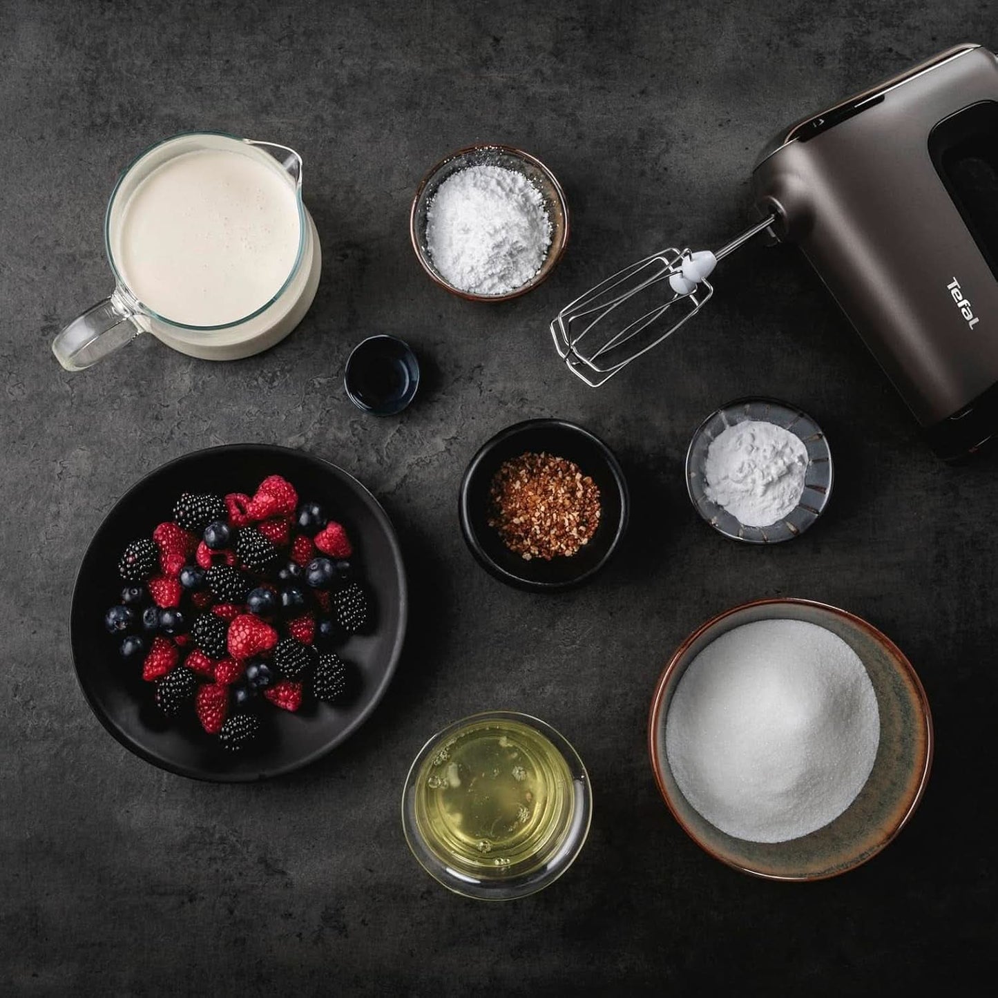 Tefal HT650E Power Mix Silence Handmixer | 600 Watt | Variabele snelheidsregelaar | Turbo- en Auswurf-functie | Extreme vrijetijdsmotor | Incl. 2 Rührbesen en 2 Knethaken | Tarwekeuken Naty Shop