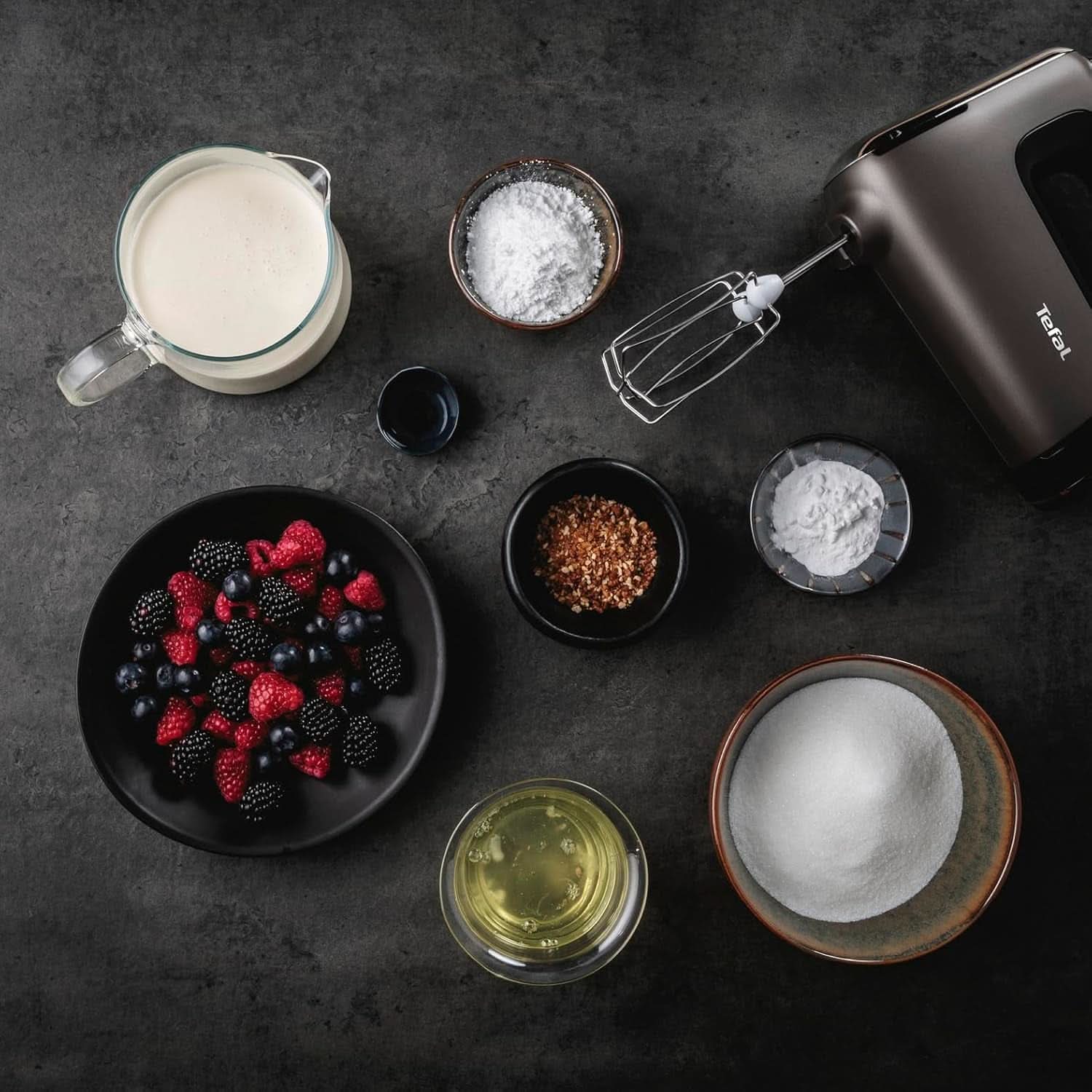 Tefal HT650E Power Mix Silence Handmixer | 600 Watt | Variabele snelheidsregelaar | Turbo- en Auswurf-functie | Extreme vrijetijdsmotor | Incl. 2 Rührbesen en 2 Knethaken | Tarwekeuken Naty Shop