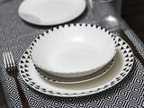 Grafisch servies, 18-delig voor 6 personen, porselein, wit