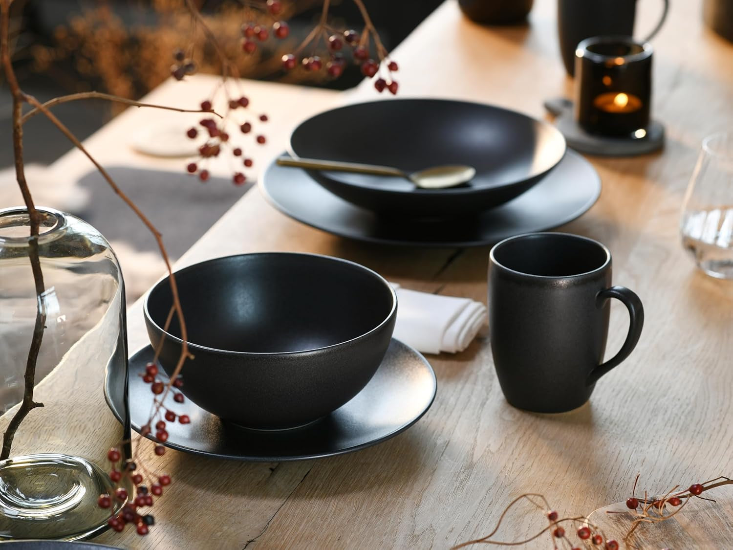 Creatable, 23146, SOFT TOUCH BLACK-serie, 20-delige serviesset, porseleinen combinatieservies, vaatwasser- en magnetronbestendig, gemaakt in Portugal