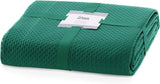 Ameliahome sprei 200X220 Cm donkergroene sprei met twee reliëfzijden Mat Satijn Carmen Bedden en Dekens Besuche den AmeliaHome-Store