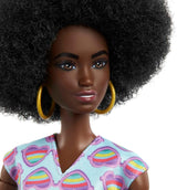 Barbie Fashionistas Zwart Haar Kleurrijke Jumpsuit Rolstoelhelling Rolstoelpop Inbegrepen Kindercadeau Speelgoed Leeftijd 3+ HJT14