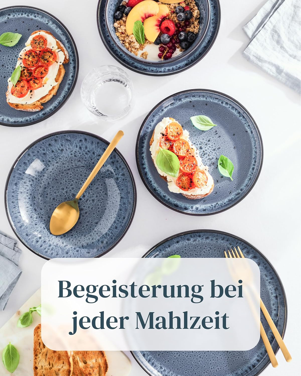 18-delige serviesset van keramiek voor 6 personen, Ibiza-design, TESTWINNAAR. Een prachtig mediterraan servies van keramiek, steengoed, inclusief kommen en borden. Pure Living servies in rokerig blauw.