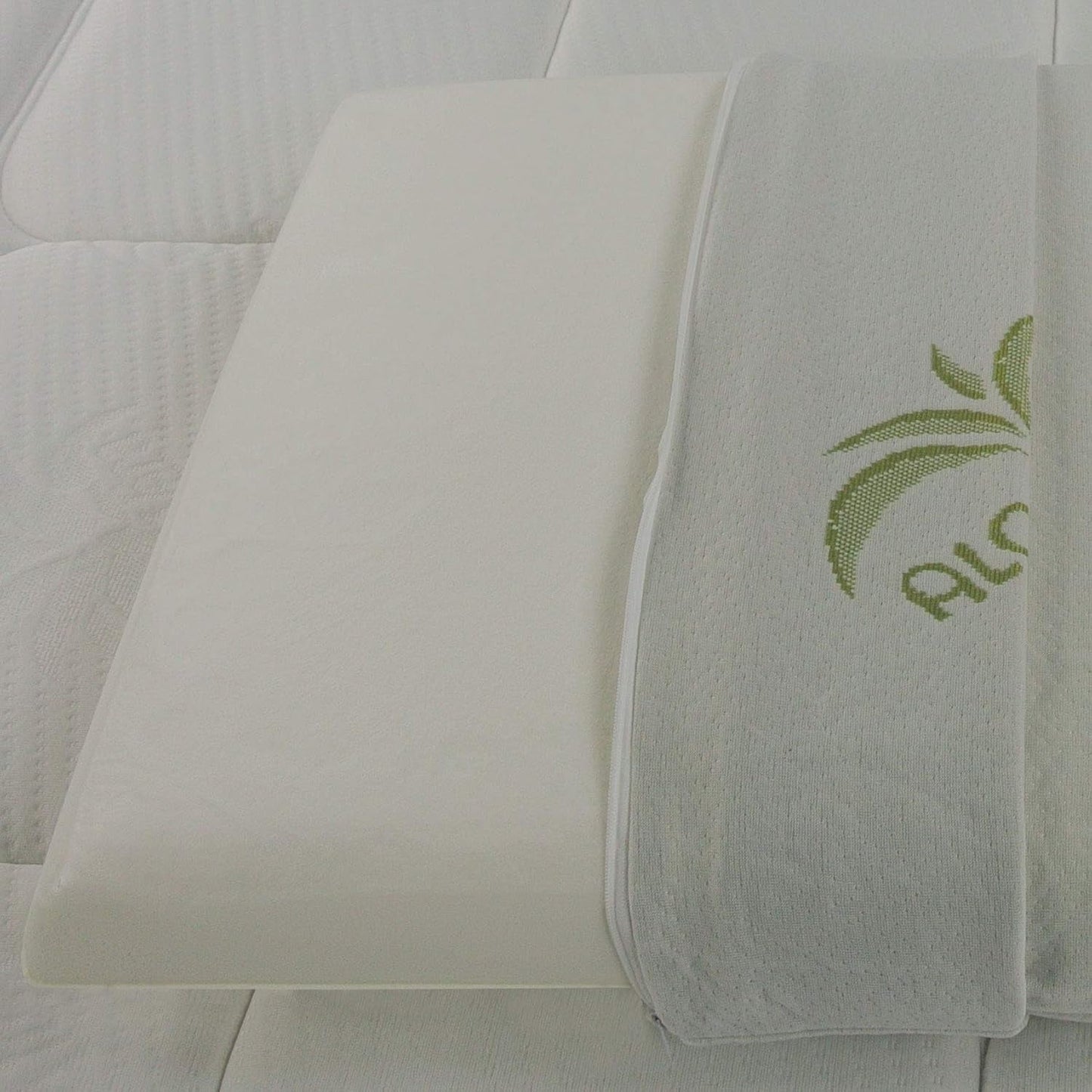 Zeepbakje memory foam kussen met aloë vera voering Naty Shop standaard kussens