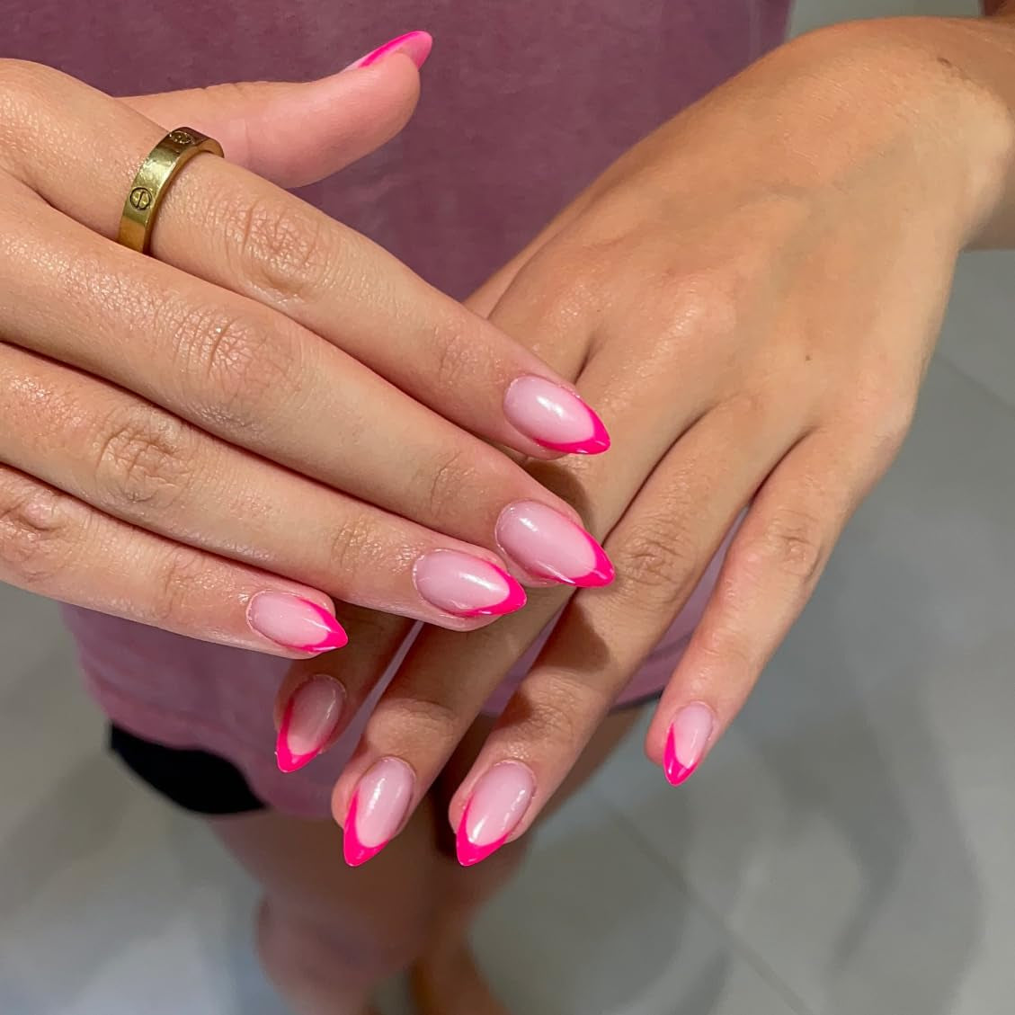 Lange Franse tips Gouden glitterlijm op lange vierkante nagels Glitter Franse tip Kunstnagels Set Vierkante kunstnagels voor dames 24 stuks