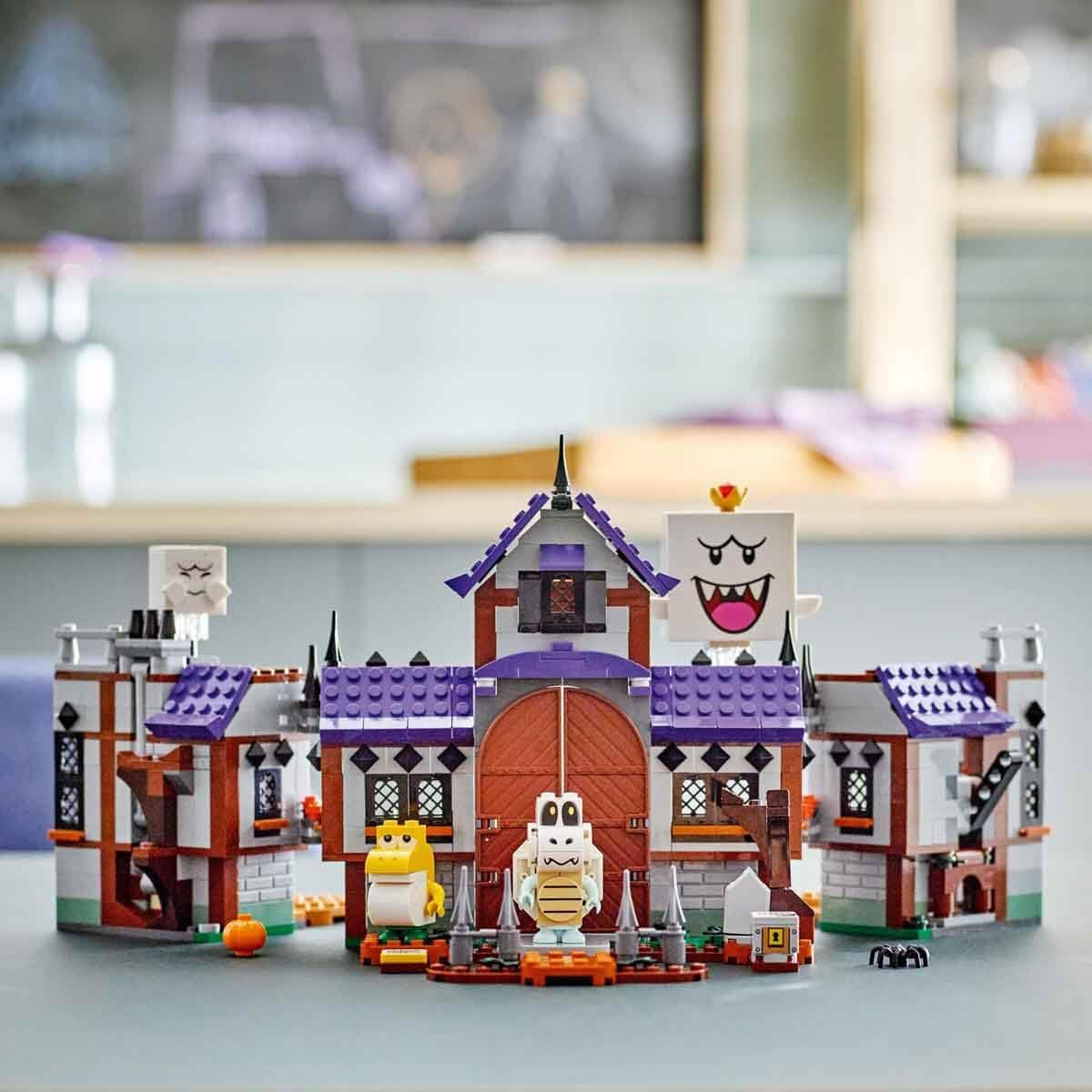 LEGO Super Mario King Buu Huu's spookhuis Spookhuis voor kinderen Nintendo verzamelset met baby Yoshi-cadeau voor jongens, meisjes en gamers vanaf 8 jaar 71436 Bouwsets Besuche in LEGO-Store