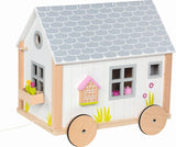 Goki 51477 - Klein hyggehouten en textielhuis voor minipoppen, beweegbaar poppenhuis in Scandinavische stijl, 38 cm x 27 cm x 33 cm, set van 40, vanaf 3 jaar Poppenhuizen Naty Shop