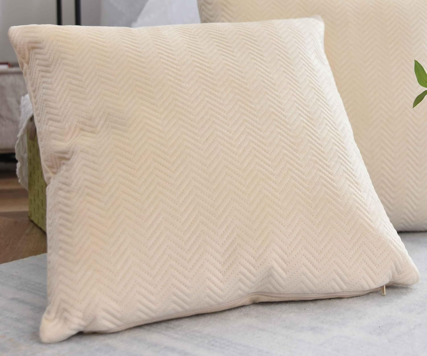 Gordijnboxkussen Decoratief kussen Lxb 45X45 Cm Groene jacquard "Greta" met visgraatmotief Gemakkelijk te onderhouden Ritssluiting 320G Zachte vulling - Diverse kleuren, 2023510 Reiskussens Naty Shop Crème