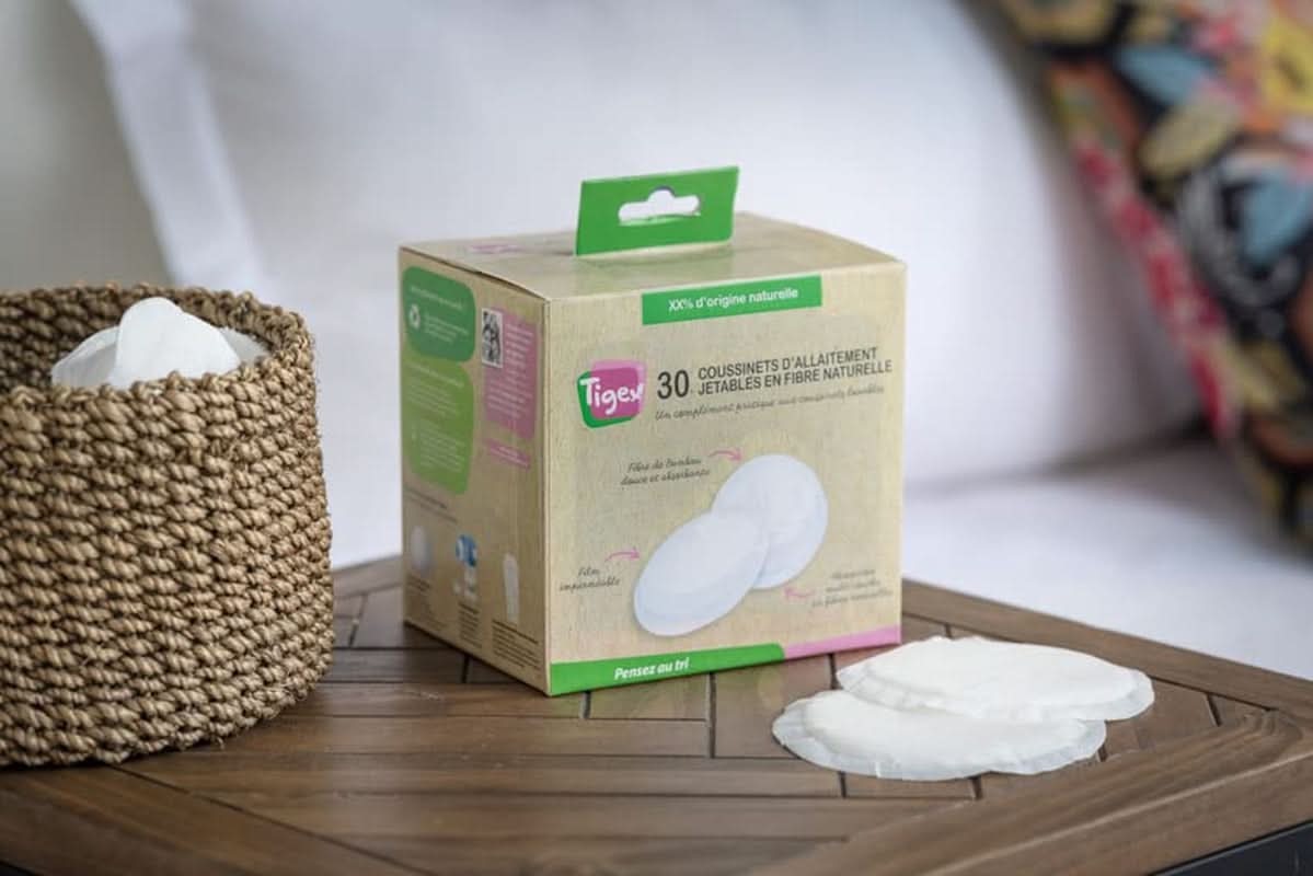 Wegwerp-zoogkompressen | 94% grondstoffen van natuurlijke oorsprong | Met biologisch katoenen tasje | 28 tampons Accessoires Voeding en borstvoeding Bebe Naty Shop