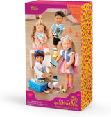 Our Generation - Milo - Jongenspop van 46 cm - Levensechte bruine ogen en krullend bruin haar - Bagage op wielen en reisaccessoires - Fantasiespel - Speelgoed voor kinderen vanaf 3 jaar