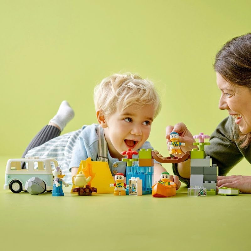 LEGO 10997 DUPLO Disney Mickey en zijn vrienden kampeeravontuurset met camper, kano en Daisy Duck-figuur, bouwspeelgoedcadeau voor peuters vanaf 2 jaar, meisjes en jongens Bouwsets Besuche in LEGO-Store