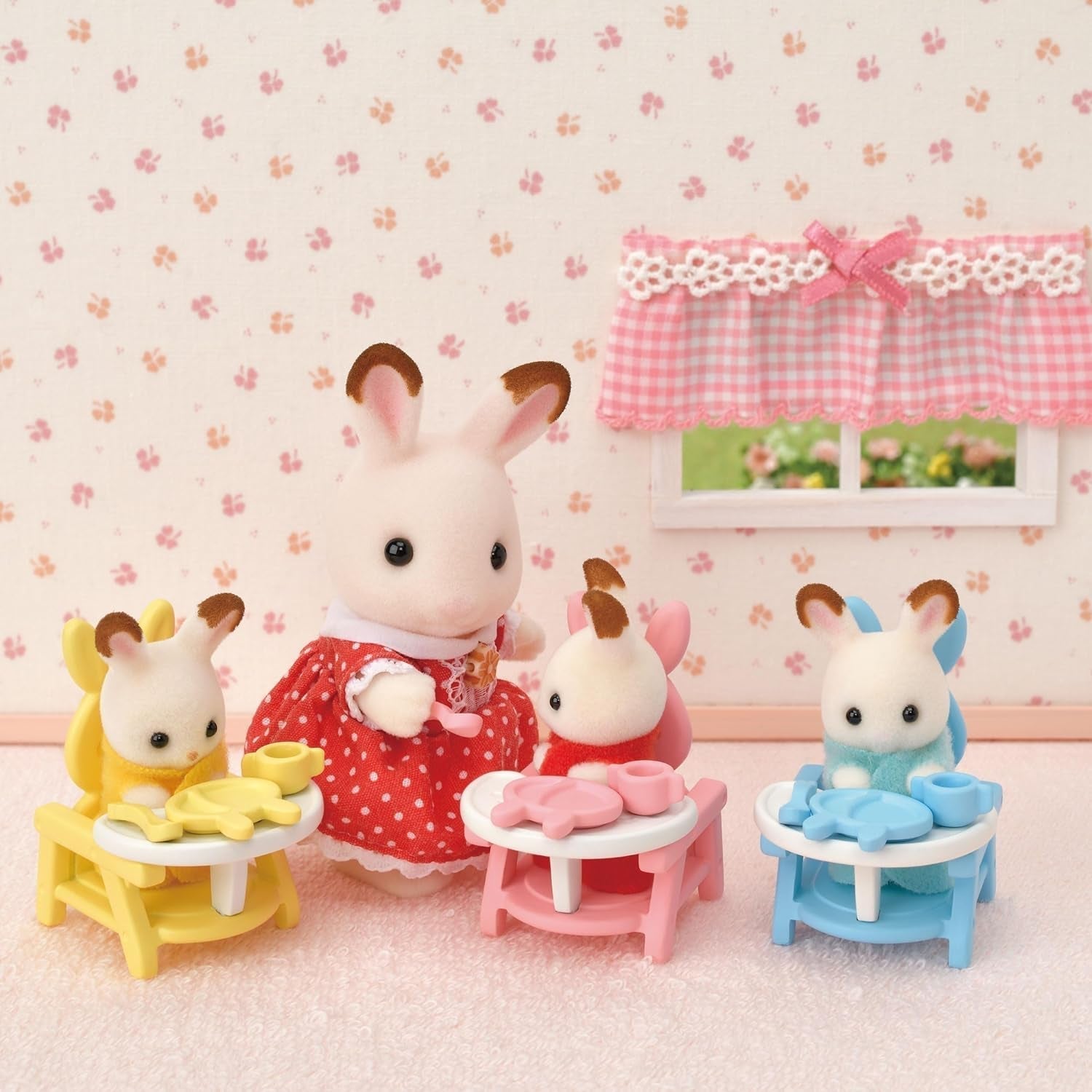 Sylvanian Families L5532 Triplets Starterkit - Poppenhuisspeelset Naty Shop Dolls
