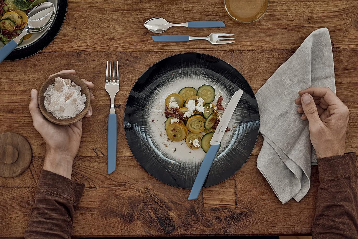 VICTORINOX Moderne Zwitserse bestekset voor 6, 12-delige keuken Naty Shop
