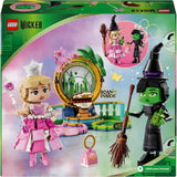 LEGO Wicked Elphaba en Glinda poppen - Heksen van Oz verzamelfiguur speelgoed - creatief cadeau voor meisjes ouder dan 10 en fans van de film - 75682 Bouwsets Besuche in LEGO-Store