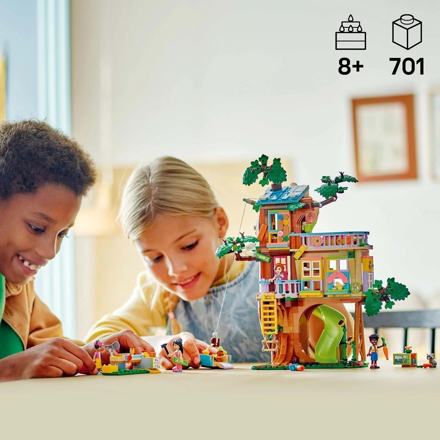LEGO Friends Boomhut bouw- en speelrollenspelset Speelgoedhuis voor meisjes, 8 jaar oud Set met 4 minifiguren en 2 dierenfiguren Cadeau-idee voor kinderen 42652 Bouwsets Besuche in LEGO-Store