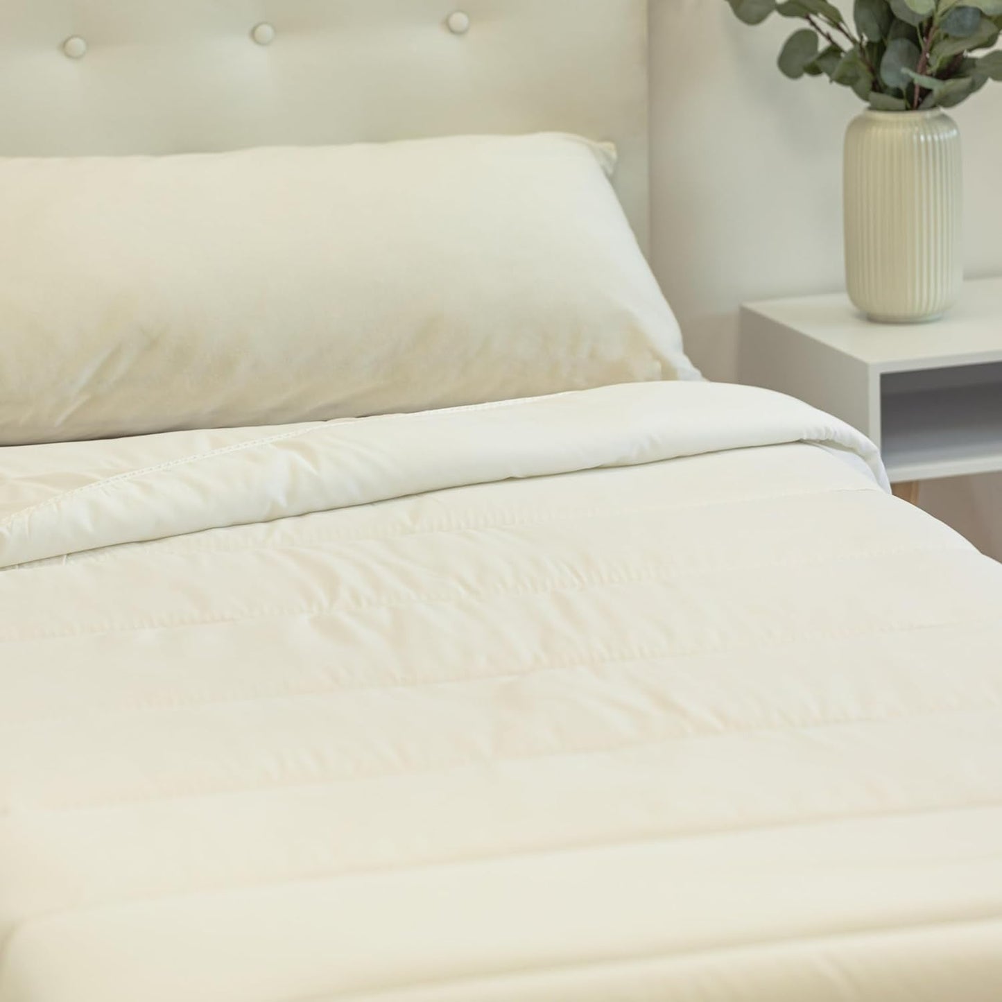 Dekbed TRAMAS+ 200 Gr/M² voor bedden gemaakt van gesiliconiseerde holle vezels - 150X220 Cm - Oeko Tex gecertificeerd - Wit, zacht, warm, minimalistisch - Bed 90 Cm Dekbedden en dekbedden Naty Shop