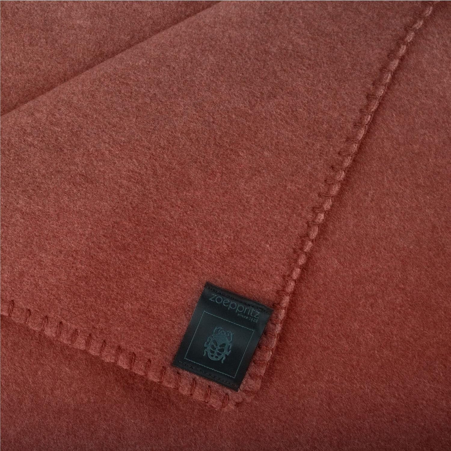 Zoeppritz deken in kleur: Rood, Gemaakt van 65% Polyester, 35% Viscose, Afmeting: 160X200 Cm, 103291-851-160X200 Bedden en Dekens 'zoeppritz sinds 1828'