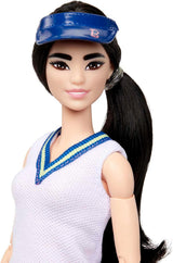 Barbie Made to Move-pop - Tennisspeler met racket en bal - 22 scharnierende pop voor realistisch spel, tennisfans en kinderen vanaf 3 jaar, HKT73