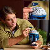 LEGO Star Wars 75408 Jango Fett Helm - Mandalorian bouwset voor volwassenen - Model met standaard, naamplaatje en verstelbare antenne - Cadeau voor Attack of the Clones Fans Bouwsets Besuche in LEGO-Store