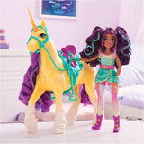 Unicorn Academy Ankleidepuppe Ava - die Original puppe uit de Netflix-serie, 24 cm groot en met 7 accessoires voor fantasievolle rollenspellen, voor kinderen vanaf 4 jaar