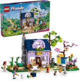 LEGO Friends Huis en bloementuin De imker, bouwset, natuurspeelset, cadeau voor meisjes vanaf 12 jaar, bouwbare modelset, 4 minifiguren en dierenfiguren, kat en konijn 42669 Bouwsets