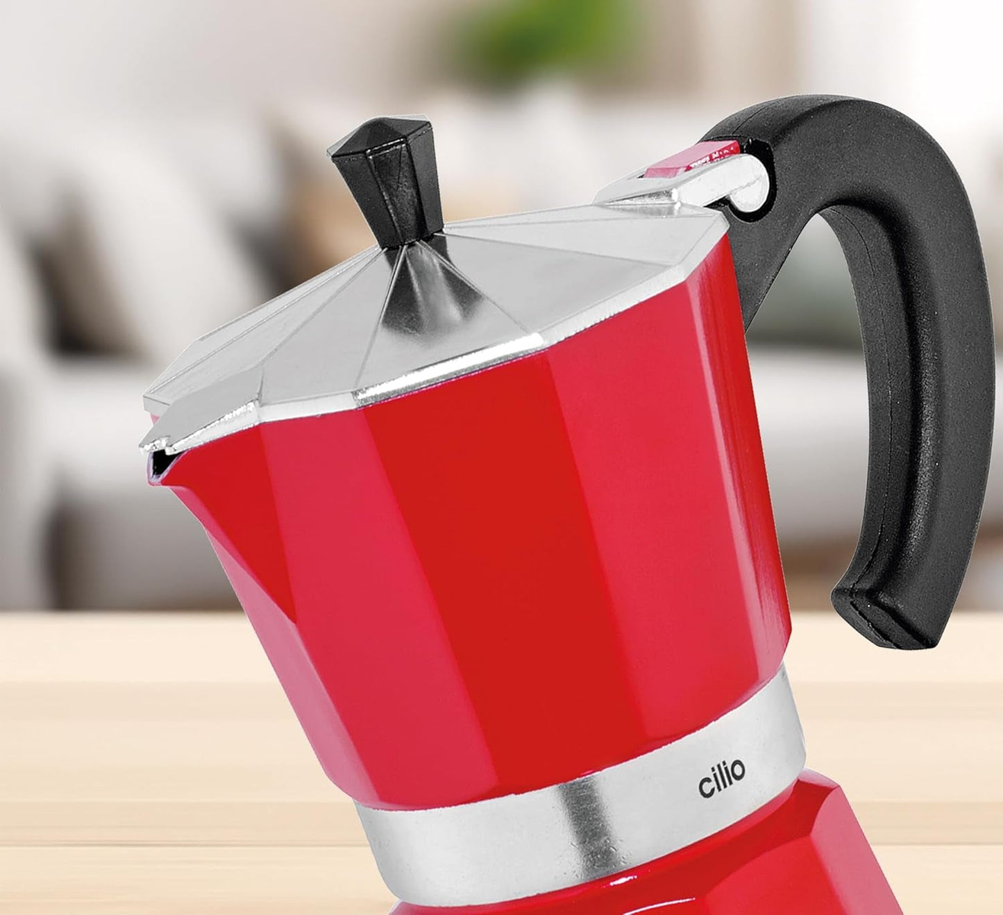 Cilio Classico espressomachine voor 6 kopjes | elektrisch 480W | Ø 11,5 cm Hoogte: 25 cm | aluminium | rood | geïntegreerde kookplaat | met warmteopslagfunctie en reduceerfilter | voor reizen of kamperen