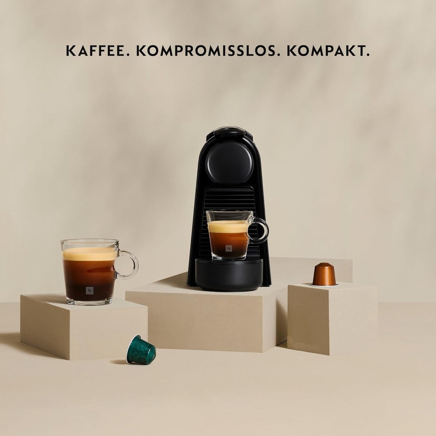 Espressomachine met Nespresso De'Longhi Essenza Mini capsules, zwart | Pompdruk 19 bar | Watertank 0,6 l | Voor espresso en lungo | Kleine espressomachine – Geweldige koffiemomenten | EN85.B