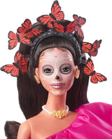 Dag van de Doden Barbiepop - Limited Edition met traditionele kleding en sieraden, inclusief standaard en verzamelcertificaat, voor verzamelaars en fans vanaf 6 jaar, HJX14