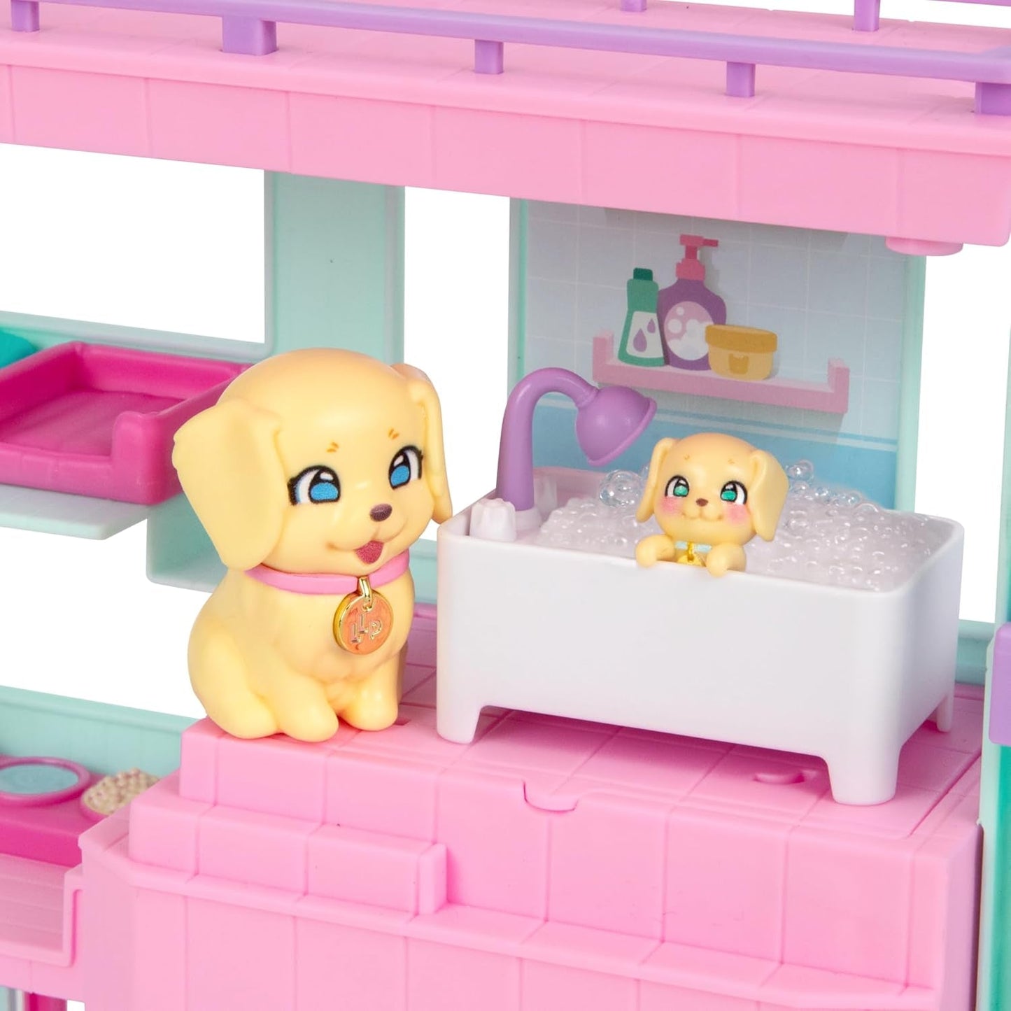 Little Live Pets Mama Surprise Families Baby Clinic-speelset, inclusief 3 retriever-pups, magische, dubbelzijdige speelset (27,8 cm breed, 23,8 cm hoog). Voeden, baden en spelen, cadeau voor kinderen Actiefiguren Naty Shop
