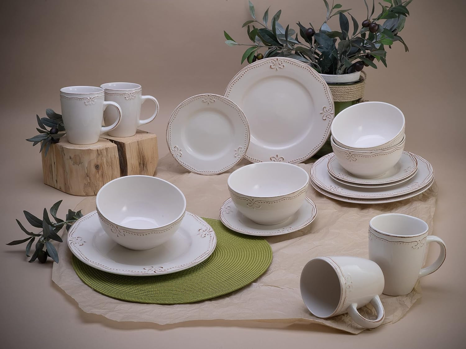 CreaTable, 23601, Romantic Vintage Series, 16-delige serviesset voor 4 personen, porseleinen combinatieservies, vaatwasmachine- en magnetronbestendig, kwaliteitsproductie