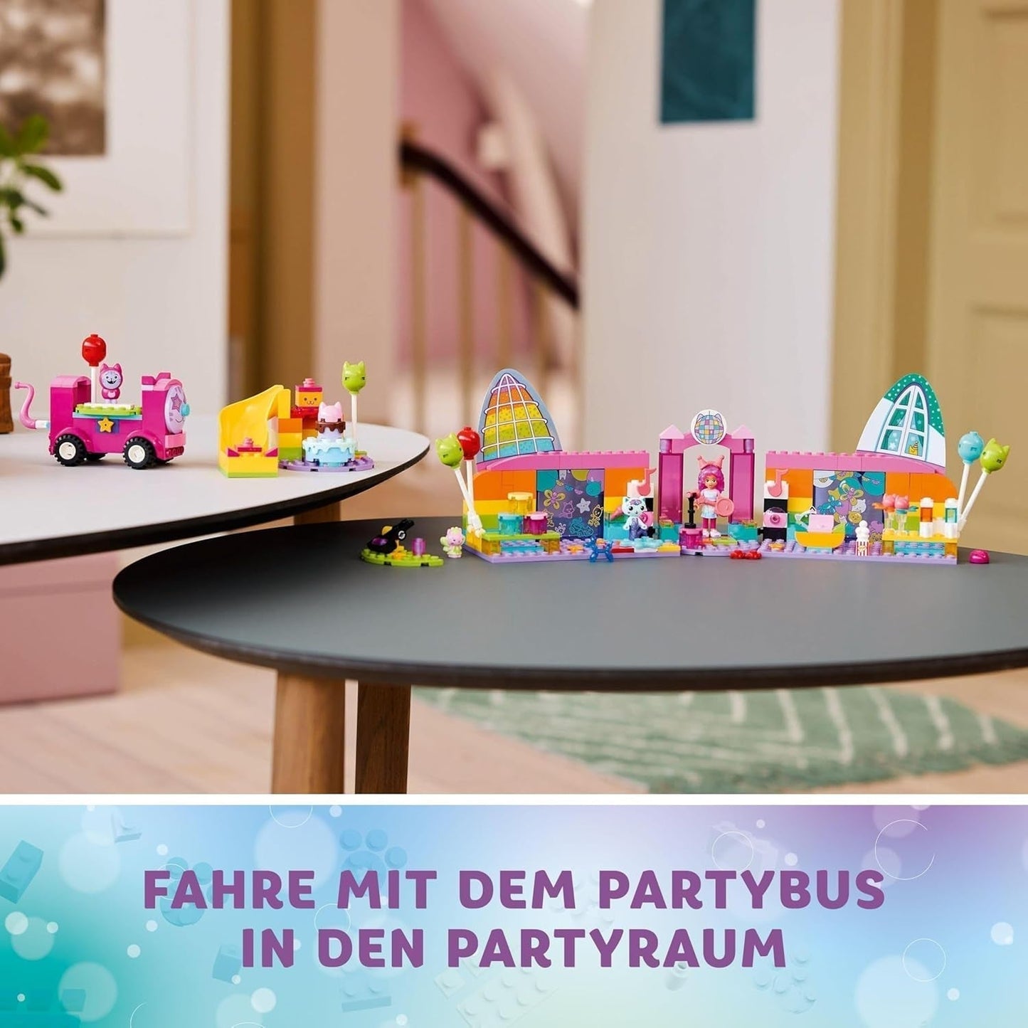LEGO 4+ Gabby's poppenhuis Gabby's feestzaal, discospeelset met glijbaan en dierfiguren voor creatief rollenspel, cadeau voor meisjes en jongens vanaf 4 jaar 10797 Bouwsets Besuche den LEGO-Store