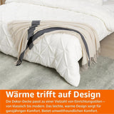 Amazon Basics Gooi Deken, licht, gerecycled polyester, Room Decor Cosy Deken, 127 X 152 Cm, ivoorwit met blauw patroon Geruite bedden en dekens Besuche bij Amazon Basics-Store