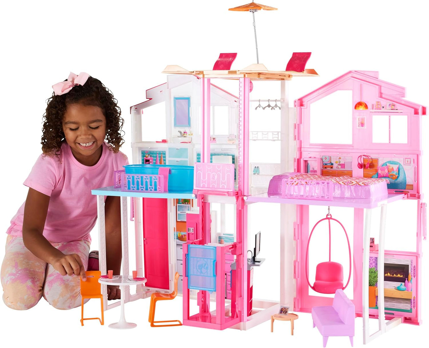 Barbie Droomhuis, herenhuis met 3 verdiepingen en 5 kamers, inclusief accessoires zoals meubels, opvouwbaar en opbergruimte, speelgoed voor kinderen vanaf 3 jaar, DLY32