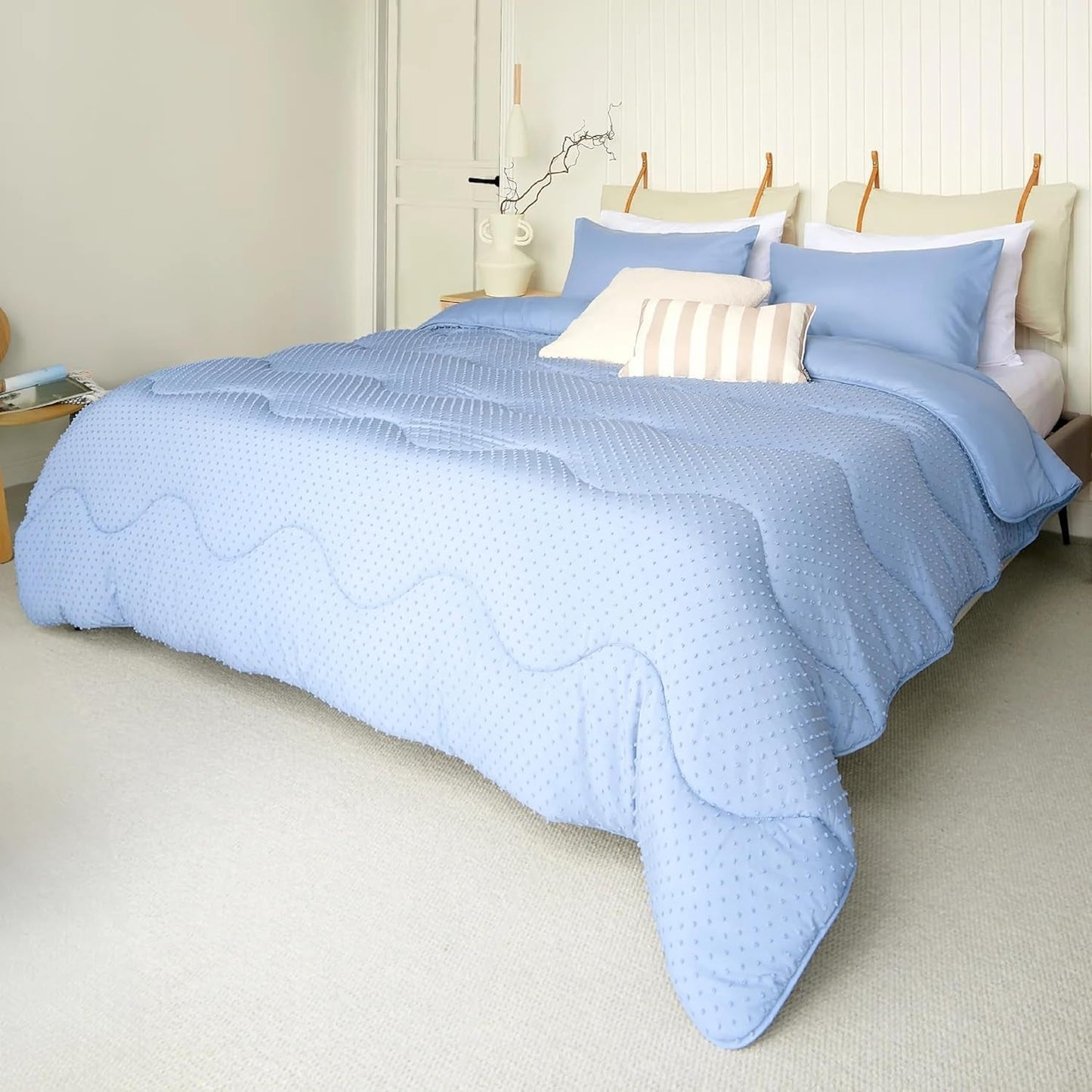 Night Lark dekbed zonder hoes, 4,5 tog, kingsize, getufte stippencollectie, luxe beddengoed, hypoallergeen, machinewasbaar, warm zand Naty Shop dekbedden en dekbedden Dusk Blue Alleen Super King dekbed