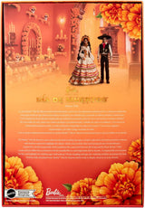 Barbie Signature Day of the Dead 2025 verzamelfiguur in crèmekleurige jurk met ruches, goudsbloemen en strikken, bloemenkroon in haar en Calavera-schmink, JBJ05