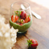 Moya Matcha Bio Dagelijks Groene Thee Poeder | 250 g dagelijkse kwaliteit (III) | Perfect om te consumeren met lattes, smoothies en limonades...