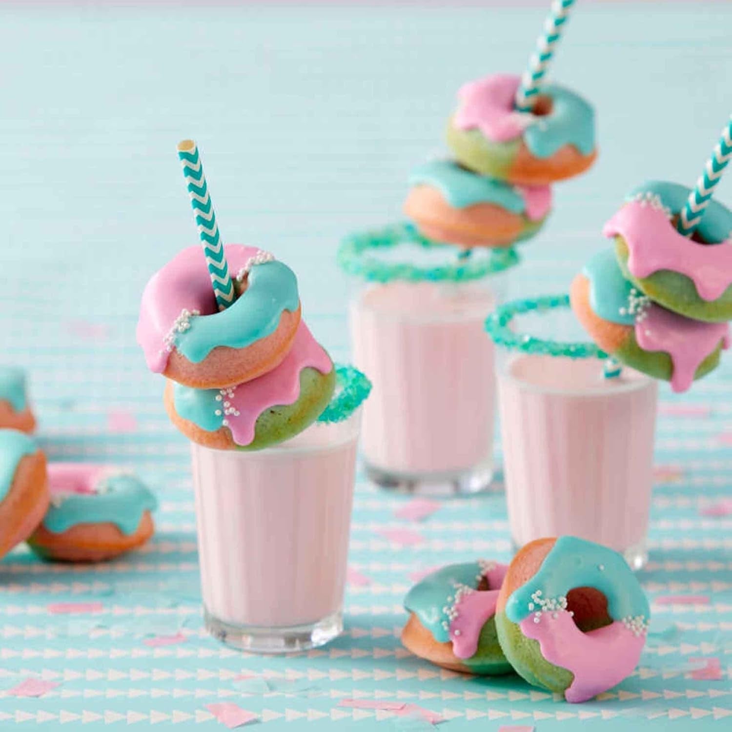 Wilton Donut-Backform Mit 12 Mulden Donutform, Hogere Donut Backform Mit Antihaftbeschichtung voor 12 Mini-Donuts, Spülmaschinenfest Vormen en bakplaten Naty Shop
