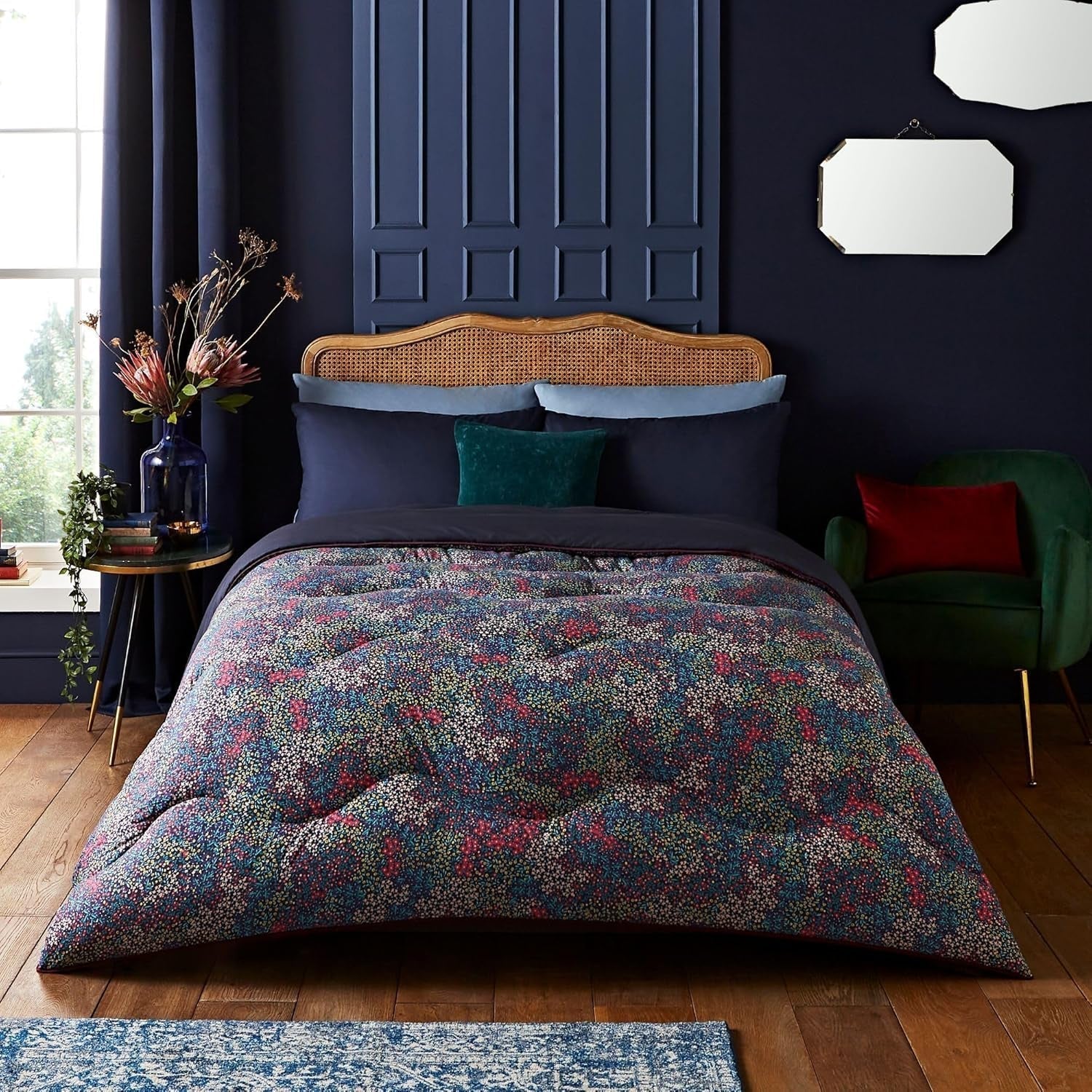 Night Lark Cozy Sherpa Fleece deken, klassieke rode tartan, 9 Tog, luxueus, pluizig, dik en omkeerbaar, perfect voor bank, bed, bank, bank. Hypoallergeen, wasbaar in de machine. Afmetingen: bedden en dekbedden Night Lark The Midnight Flower tweepersoonsbed