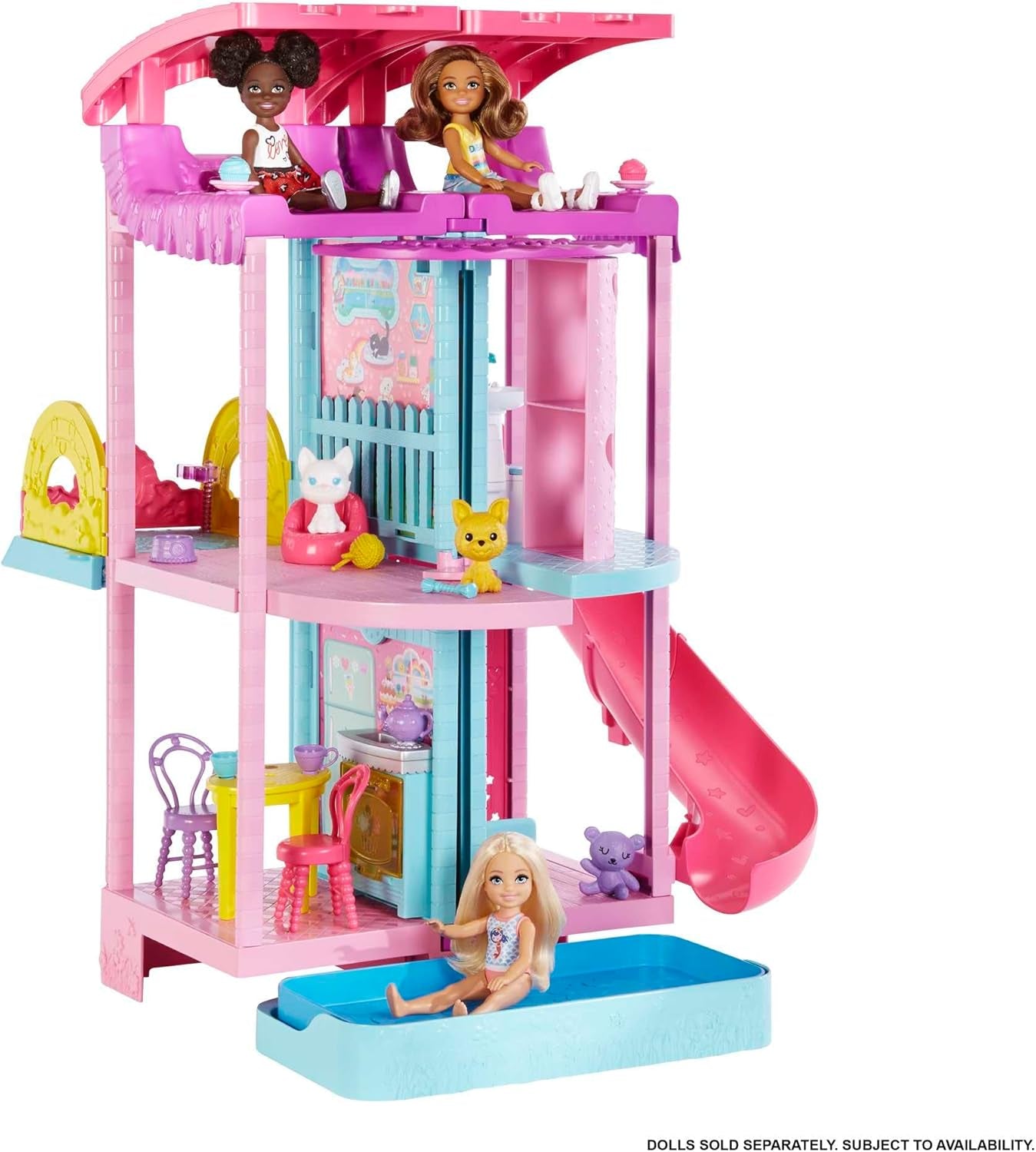 Barbie Chelsea Speelhuis - 3 transformerende verdiepingen, geheime speelplekken, lift, zwembad, glijbaan, 2 huisdieren en 20+ accessoires, voor kinderen vanaf 3 jaar, HHX44 Naty Shop poppenhuizen