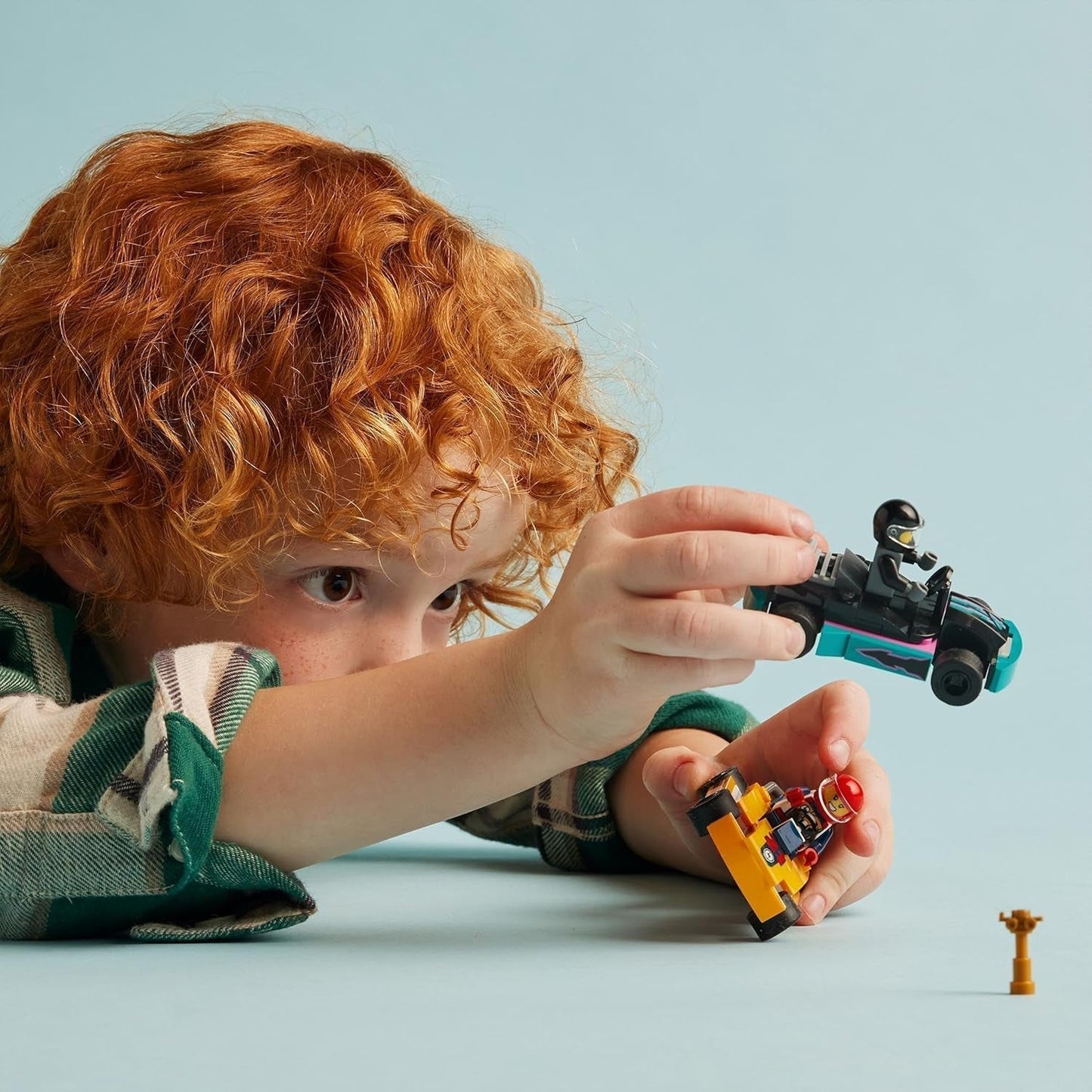 LEGO City Skelters met chauffeurs, set van 2 minifiguren, chauffeurs en raceauto's, speelgoedauto's voor jongens en meisjes van 5 jaar oud, leuk cadeau voor kinderen 60400 Bouwsets Besuche in LEGO-Store
