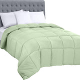 Utopia beddengoed dekbed voor het hele seizoen, 250 g/m² pluche, gesiliconiseerde vezelvulling, tweepersoonsbed, gestikt in doos (dubbel XL lichtgrijs) Naty Shop dekbedden en dekbedden Queen Sage Glands (1-pakket)