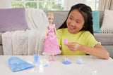 Mattel Disney Princess Toys Assepoester modepop met 2 outfits, 9 accessoires, 2 topjes met clips en 2 rokken. 2-in-1-verhalen geïnspireerd op de Disney-film JCR95